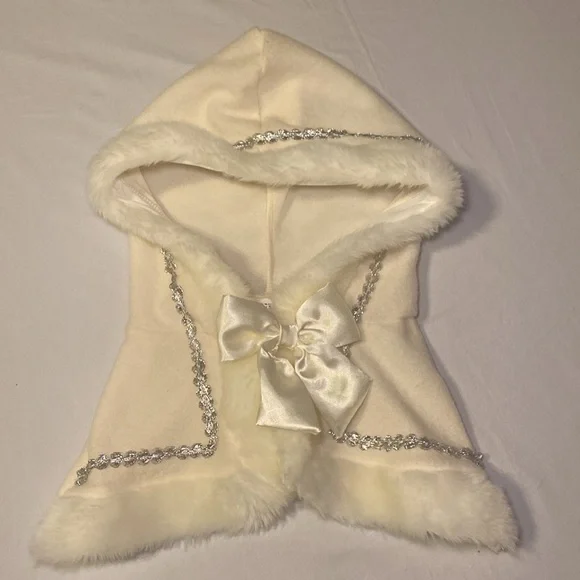 Snow Queen Cream and Silver Kids 2-Piece Costume Size Large 10-12 EUC - Picture 4 of 10